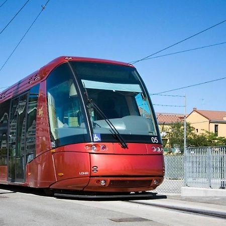 Sunrise20Mt Tram Ingresso Indipendente Apartment Mestre Luaran gambar